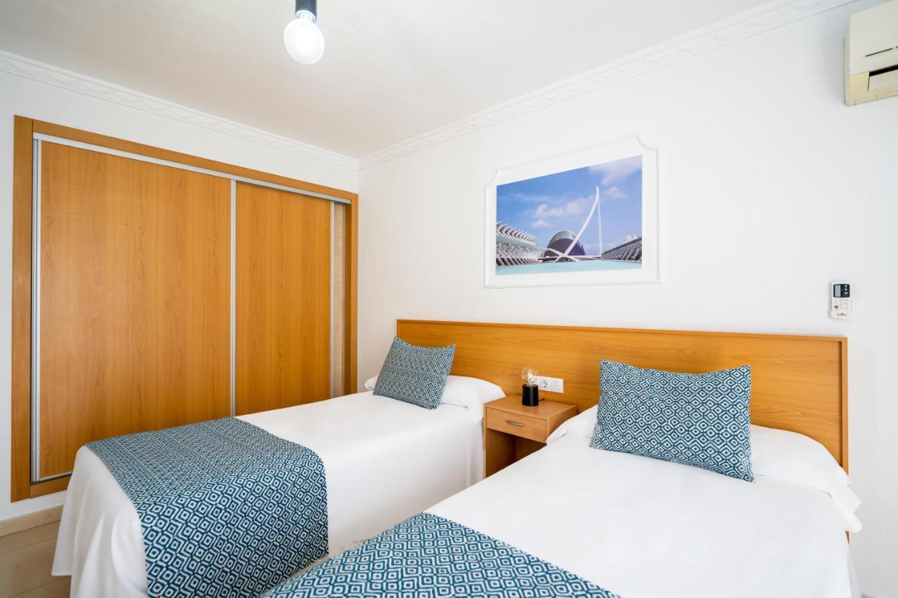 Hostal Rr Feria By Beleret — Photos 1